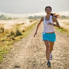 比赛第23圈，诺里斯追赶角田时四轮出白线，被赛会记录。